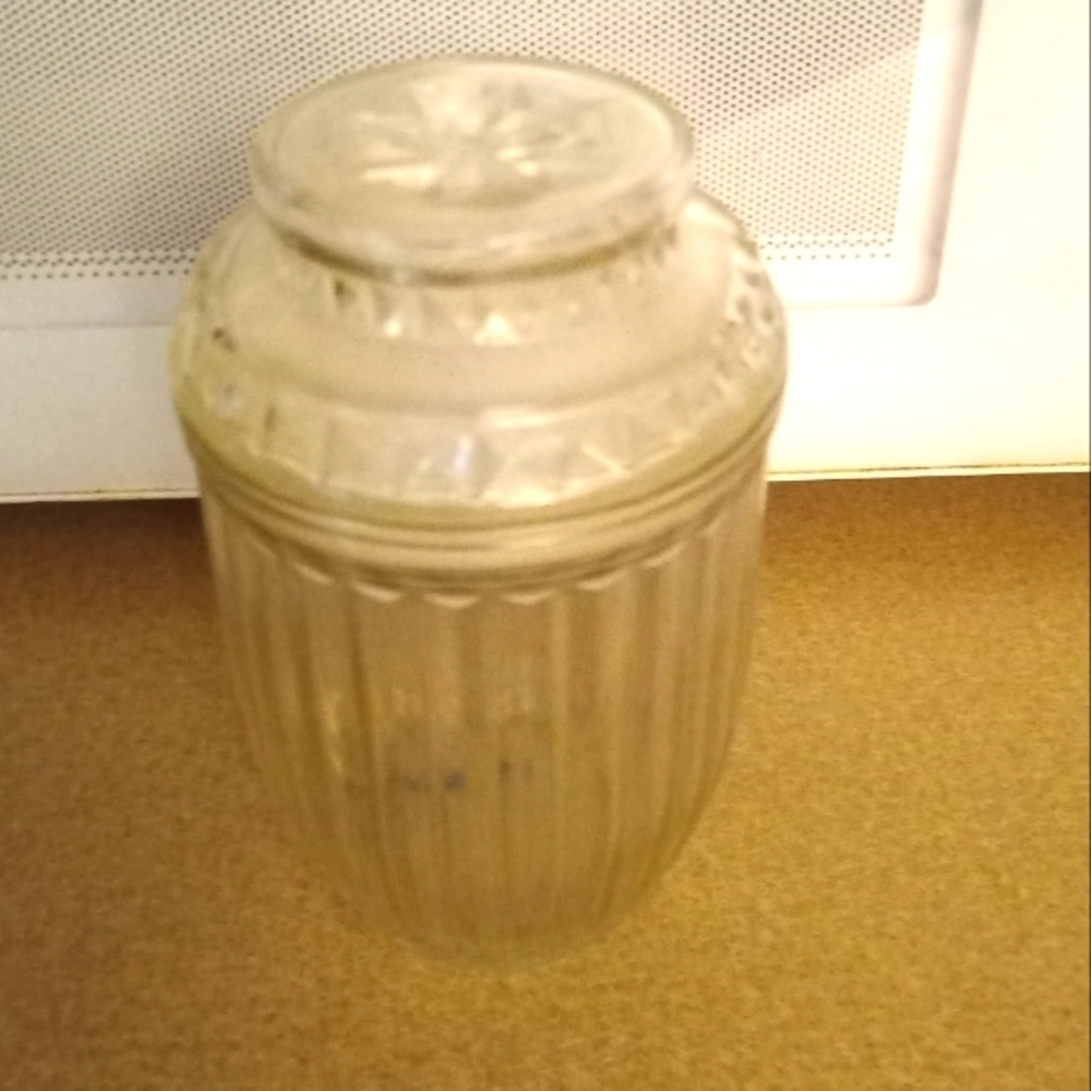 Vintage Anchor Hocking Fluted Container With Starburst Lid